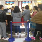 Lord Stow’s Bakery - 行列が出来ています。