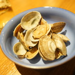 紅い扉の中華や 皆慶 - アサリ老酒漬け