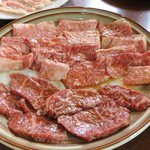 Aセットのカルビにハラミ