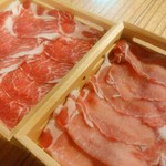 牧場民宿レストラン 和 - 肩ロースとロース