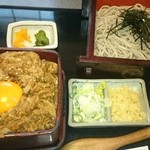 くるまや - 盛り豚重(税込1280円)のざるそば(2017.1)