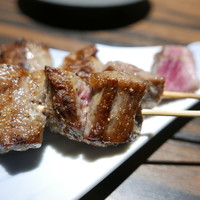 吉祥寺 三うら - 伊萬里牛串焼き850円