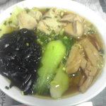 清華 - 2010/12/20 ワンタンメン780円、ワンタンがラーメンに入るといいね。美味いです。