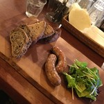 パーラー江古田 - 「サルシッチャ」セット❣️