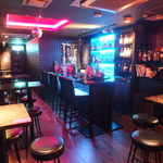 Bar moon walk - 