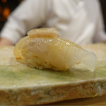 東麻布 天本 - 2017/1_ヒラメとそのエンガワ