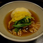 招福樓 - 炊き合わせ：慈姑餅、蛤治部煮