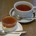 ig cafe - デザートと紅茶