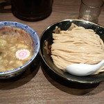 六厘舎 TOKYO - つけ麺（８３０円）