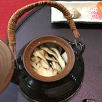 JAPANESE CUISINE 漣 - いい香りの土瓶蒸し