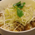 志奈そば 田なか - 黒胡椒豚のっけご飯