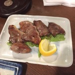 立ち飲み処 おおの屋 - 上タン塩焼き￥250（ ’16.09）