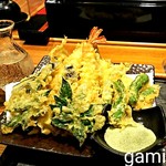 寿司処　初川 - 天ぷら盛り合わせ（2,000円分でおまかせ）