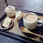 茶ー民カフェ - ミルクティー