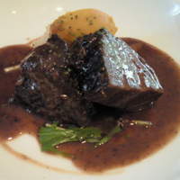 OBAN - 牛ほほ肉の赤ワイン煮込み