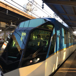 Premium Express Shima Kaze - 宇治山田駅に入る「しまかぜ」