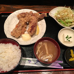 かのう屋 - からあげ定食 650円