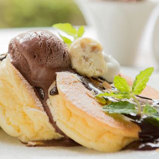 三重でおすすめの美味しいパンケーキをご紹介 食べログ 三重でおすすめの美味しいパンケーキをご紹介 食べログ