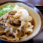 あなぶき家 - 美味しい肉ぶっかけ冷でした。