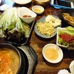 韓国飲食店ドヤジ屋 - 