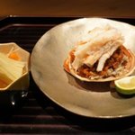 お料理 佐藤 - 左の容器は前回と同じ渡り蟹　右手は香箱がにで食べ比べ＾＾