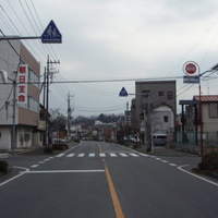 喜楽 - 寄居駅から南へ、徒歩５分。朝日生命・反対側の右に看板があり、看板の右奥が駐車場。
