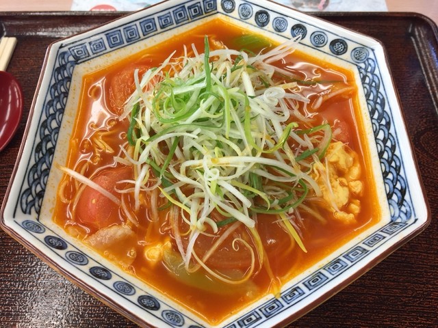 とまとらーめん Amazon.co.jp: 五木食品 濃厚とまとラーメン 120g 3袋 五木 濃厚