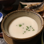 角屋旅館 - ジャガイモのスープ