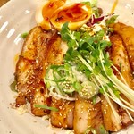 Ramen Shokudou Hitotsuki - メガ盛炙りチャーシュー丼アップ【料理】