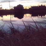 金田家 - 朝の波一つ無い静かな水面･・幻想的です。