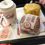 マクドナルド - ホットコーヒーとバーガー類（＾∇＾）