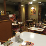 すき家 - 店内をパシャ
平日の朝 ６時半です