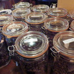 パペルブルグ - 並ぶコーヒー豆