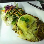 Chanh Bistro Rooftop Saigon - ラザニア