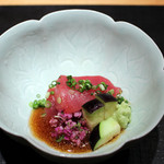 おおたに - まぐろのお造り　とろみ醤油で
