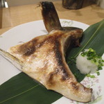 小料理 すず乃 - 鰤カマ焼き