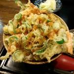 ががちゃ屋 - さくさくかき揚げ丼(ミニ)