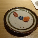 鮨 麻葉 - 右・たらこのわさび漬け・鰹の酒盗塩漬け５ヶ月