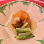 みくり - 酢の物：なまこと北寄貝　玄界灘の鯛の昆布〆　くちこのジュレがけ　庄内あさつきのぬた