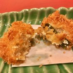 みくり - 子持ち昆布の揚物。割ったものがこれ。至福のぷちぷちしすぎ(●´ω｀●)。