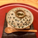 みくり - あつもの：からすみをあしらったかぶら蒸し　海老・ホタテ・インカのめざめをふんわり包んで