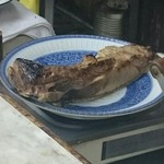 なんどき屋 - 巨大な鮪のカマ