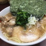 横浜ラーメン 町田家 - 