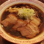 おお田ラーメン店 - チャーシューメン(たまり醤油)