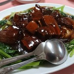 中華 太陽 - 豚肉の煮込み