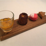 ラ クレリエール - ミニャルディーズ