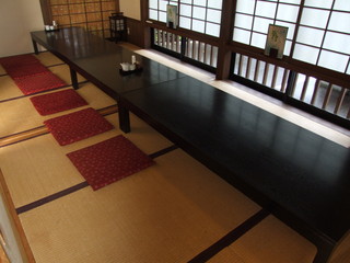 Rakuen - 座敷