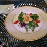 鉄板DINING集 - タラバ蟹のガトー仕立て　蟹ミソのブランマンジェ