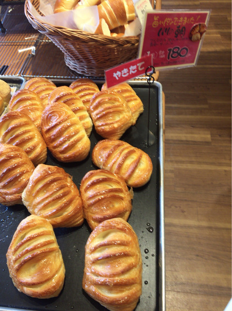 クラウン 桃園店 八幡 パン 食べログ