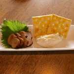 純米酒専門YATA - クリームチーズのわさび和え